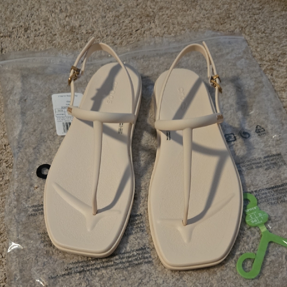 CROCS Miami Thong Stylish Cream Sandals Sz 9